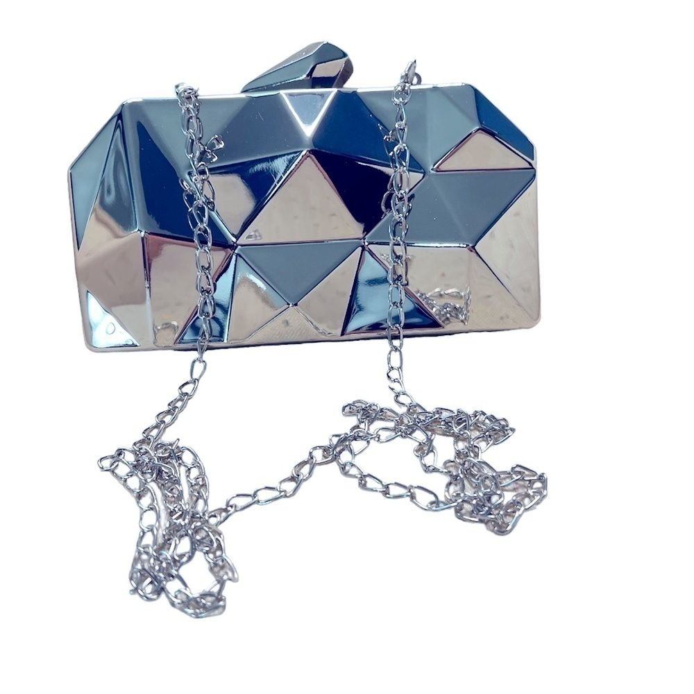 Evening clutch bag silver metal hexagon design removable straps NWOT
